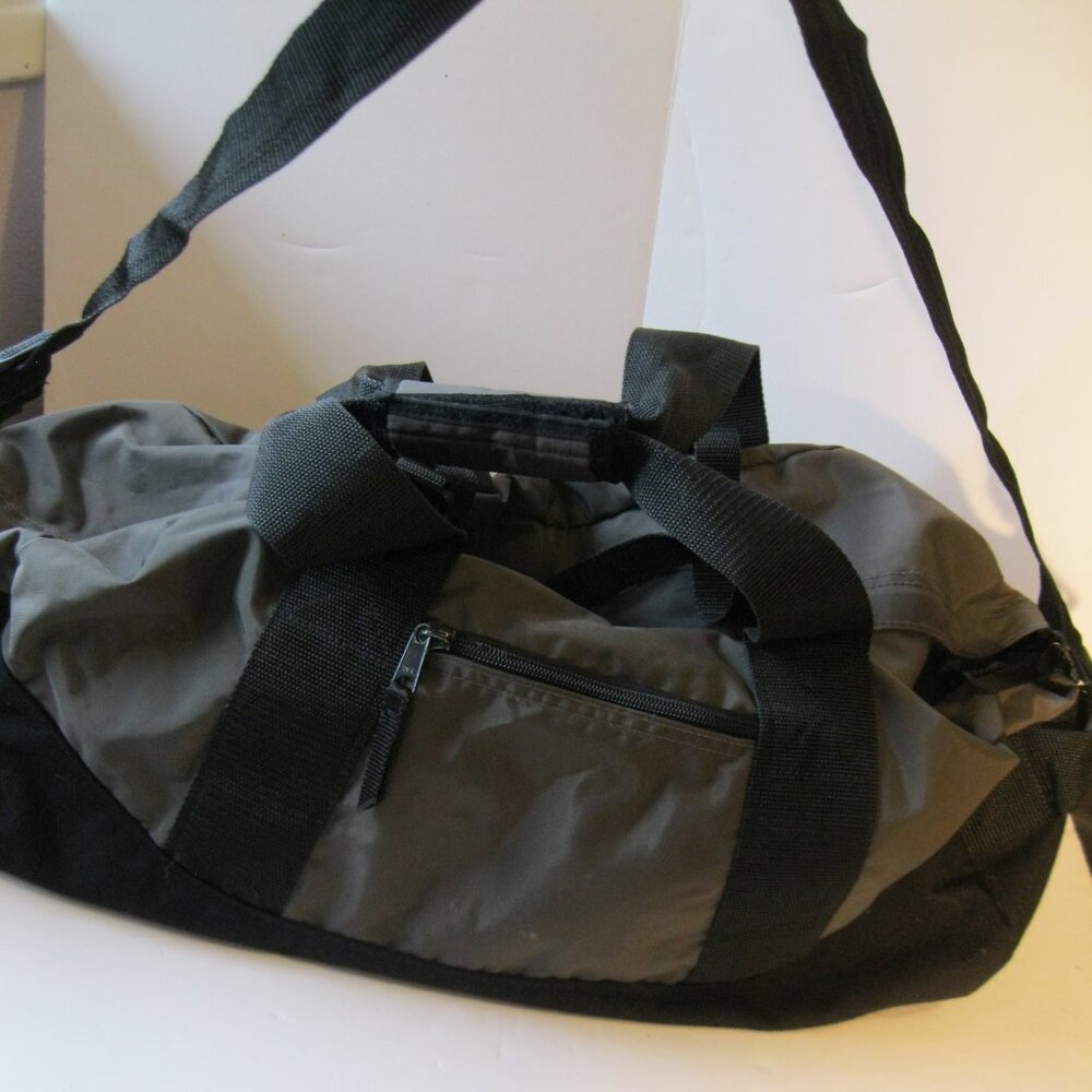 LL Bean Adventure Duffel Medium - V273 - Grey/Green